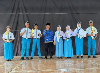 Meneladani Pahlawan Lewat Deklamasi Puisi