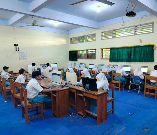 Unjuk Tangkas Berbahasa: Serunya Giat UKBI Gratis Siswa SMAN 1 Pare
